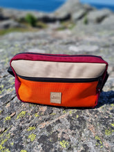 Load image into Gallery viewer, Fanny&#39;s Treat Pack 2.0 Water Resistant
